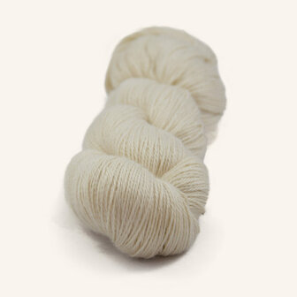 Yeti Yak - Nature White