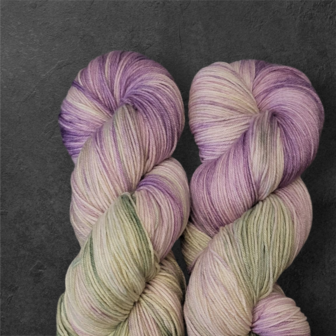 Mokum Outstanding Silk Sock - Lilacs