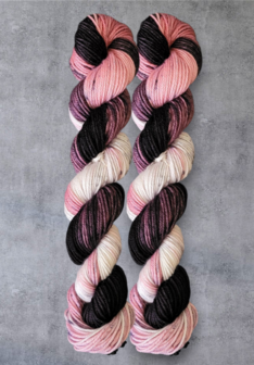 Mokum Outstanding mini - Baccara