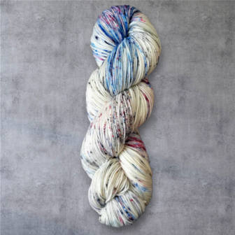 Mokum Outstanding Silk Sock - BerryBlue
