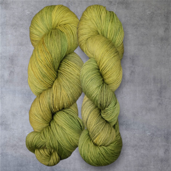 Mokum Outstanding Silk Sock - Yarn Jungle