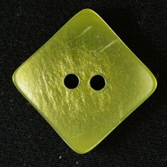 Groen vierkante knopen - 18mm  (kleur 327)