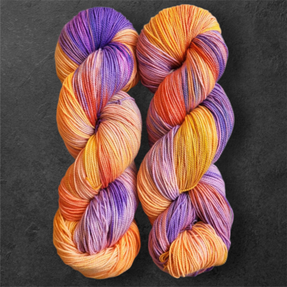 Mokum Twisted Sock - Veronika  Cupido