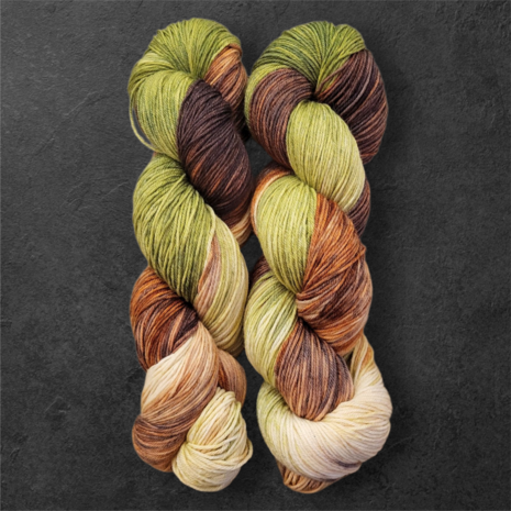 Mokum Outstanding Silk Sock - A forest