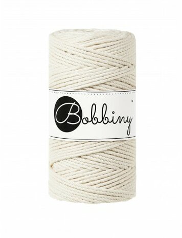 Bobbiny 3mm Natural Hooks and Yarn