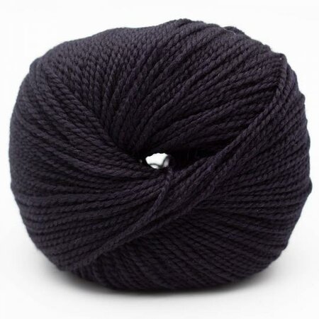 BC Garn Semilla - 027 Navy (tegen zwart aan)
