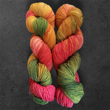 Mokum Twisted Sock - Dahlia